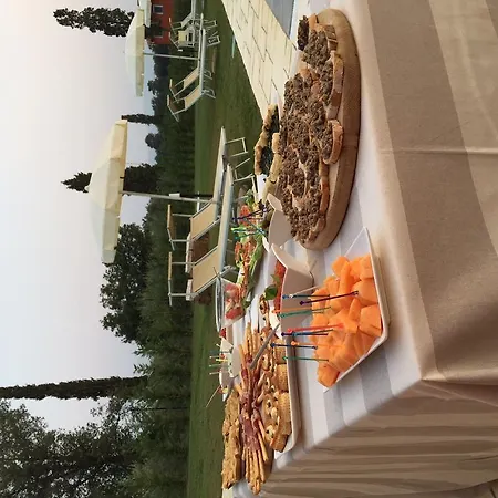 Tenuta Di Rota ホテル